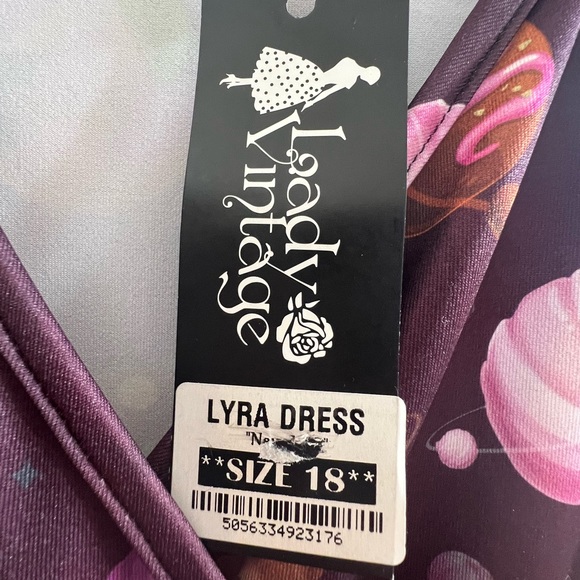 Lady Vintage Lyra Wrap Dress Planets of Food Pinup Girl Galactic Purple 14 BNWT - Picture 3 of 3